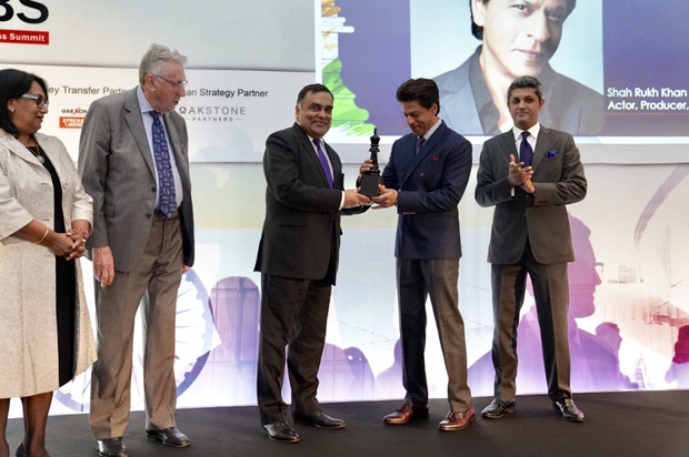 Shah Rukh Khan gets felicitated at India - UK Business summit in London