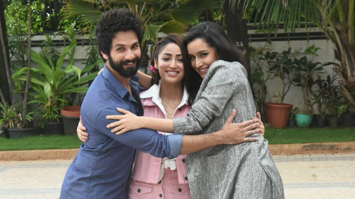 Shahid Kapoor, Shraddha & Yami SPOTTED during Batti Gul Meter Chalu promotions
