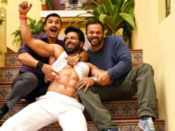 Simmba: Ranveer Singh can’t help but SWOON over Sonu Sood’s abs, calls him Bhai from another Aai!