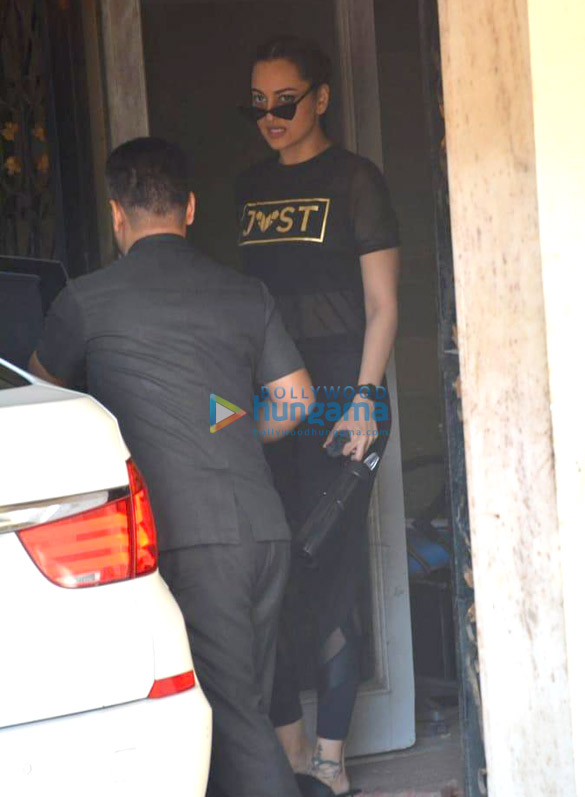 sonakshi sinha snapped at the gym 1