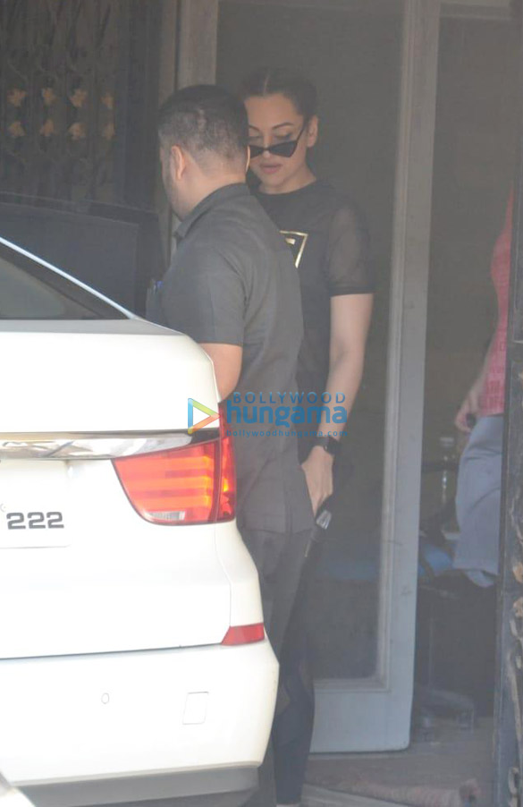 sonakshi sinha snapped at the gym 3