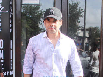 Tusshar Kapoor spotted at Bastian
