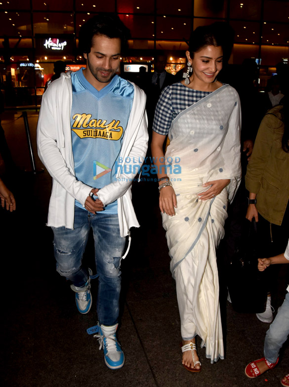 varun dhawan anushka sharma and others snapped at the airport 4