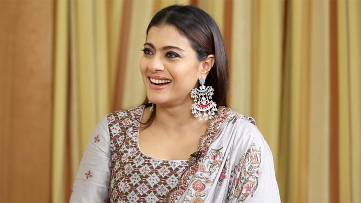 Viral Alert: Kajol’s SUPER-DUPER rapid fire on SRK, Salman, Pee Cee | Helicopter Eela Viral Alert: Kajol’s SUPER-DUPER rapid fire on SRK, Salman, Pee Cee | Helicopter Eela