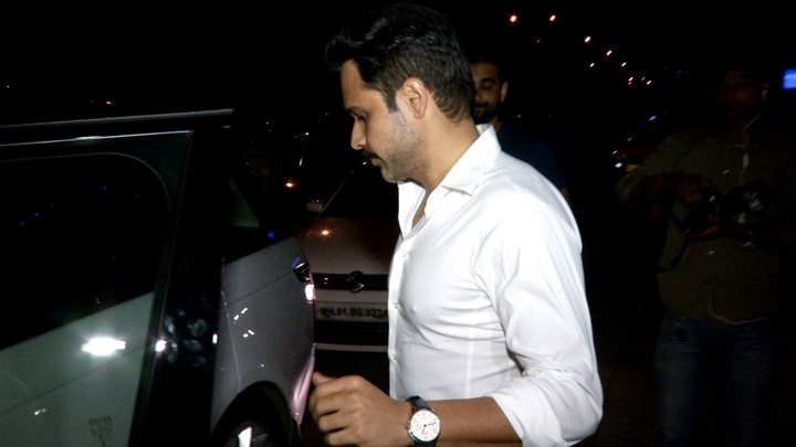 SPOTTED:Emraan Hashmi at Restaurant for Dinner