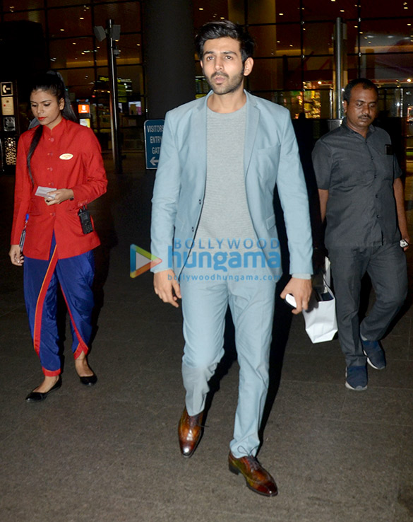 aamir khan alia bhatt and others snapped at the airport 4