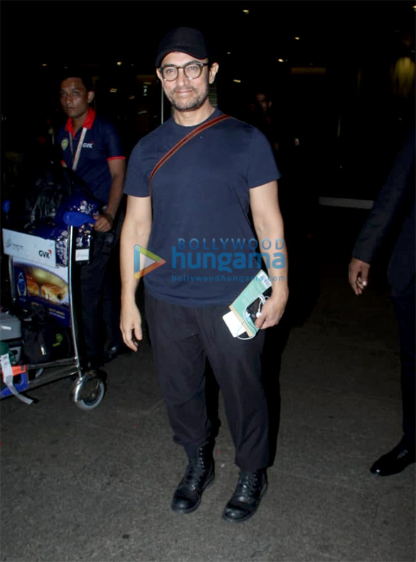 Aamir Khan, Alia Bhatt and others snapped at the airport Aamir Khan, Alia Bhatt and others snapped at the airport