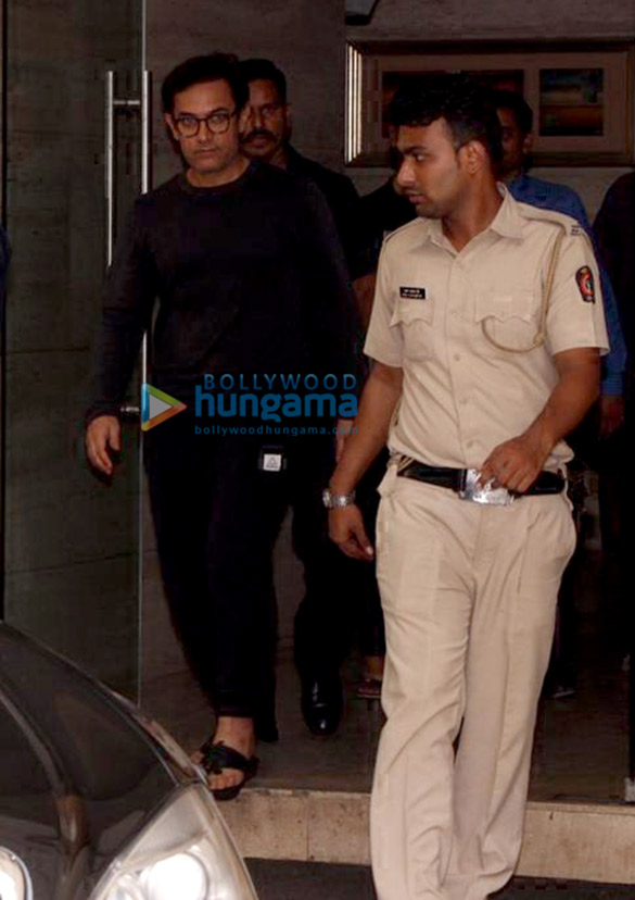 aamir khan spotted at a recording studio 3