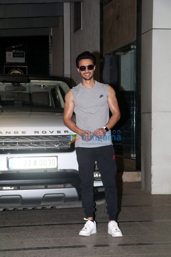 aayush sharma spotted at the gym in khar 1