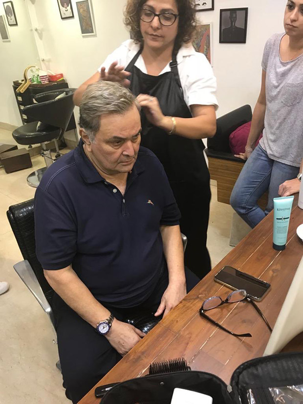 Amid treatment in New York, Rishi Kapoor reveals the real reason behind his grey hair look Amid treatment in New York, Rishi Kapoor reveals the real reason behind his grey hair look