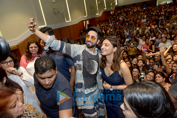 ayushmann khurrana and radhika apte snapped promoting their film andhadhun in delhi college 2