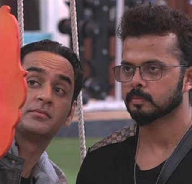 Bigg Boss 12 Sreesanth calls Vikas Gupta a LOSER, takes a LEWD dig at his masculinity (watch video) Bigg Boss 12 Sreesanth calls Vikas Gupta a LOSER, takes a LEWD dig at his masculinity (watch video)