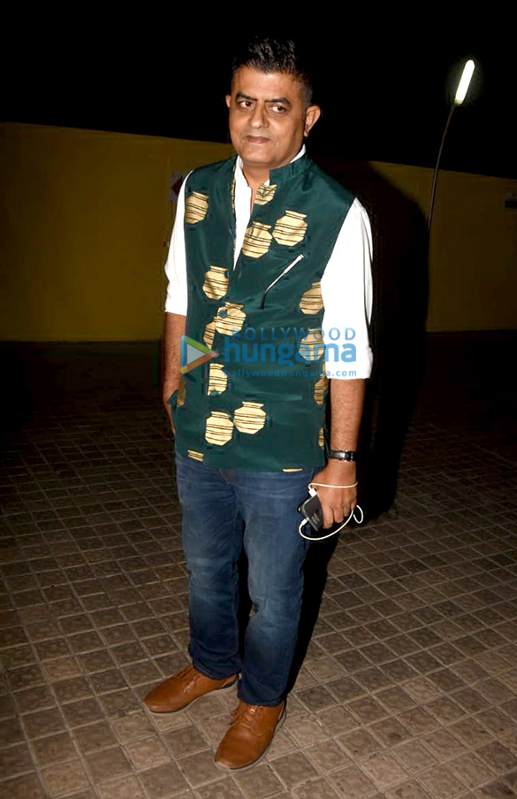 celebs grace the special screening of badhaai ho 6