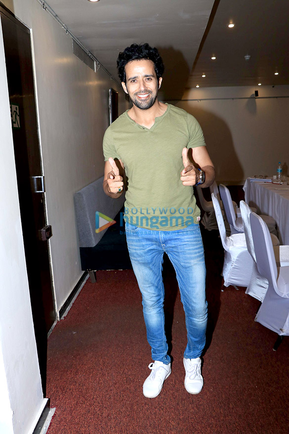 celebs snapped at setters press meet 7