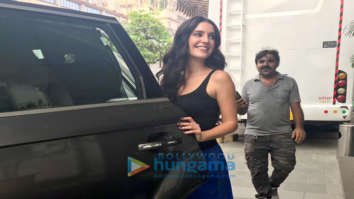 Isabelle Kaif spotted at Famous Studios after a shoot!