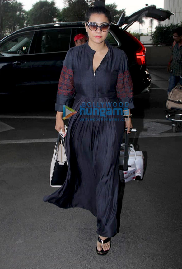 Kajol and Hansika Motwani and others snapped at the airport Kajol and Hansika Motwani and others snapped at the airport