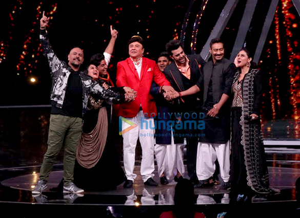 kajol and ajay devgn snapped on the sets of indian idol 10 3