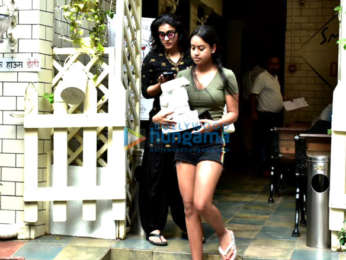 Kajol and her daughter snapped post lunch date in Bandra