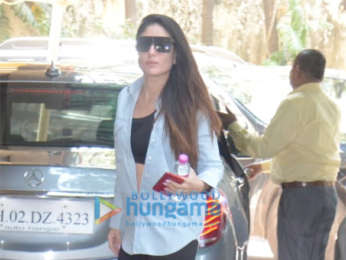 Kareena Kapoor Khan spotted at the gym in Bandra