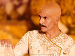 LEAKED! Akshay Kumar sports BALD historic warrior look in Housefull 4