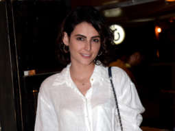 Mandana Karimi spotted at Khar