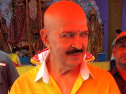 Rakesh Roshan visits Biswajeet Sarbojoneen Durgotsav for blessings