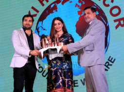 Raveena Tandon & Mahima Chaudhary grace the launch of Zaki Home Decor