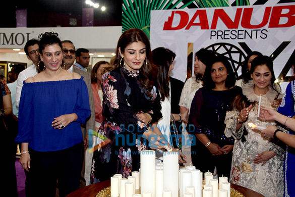 raveena tandon graces the launch of the joya shopping exhibition 6