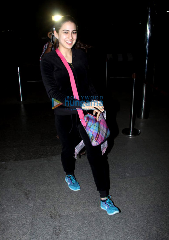 sara ali khan and ranveer singh snapped at the airport 3
