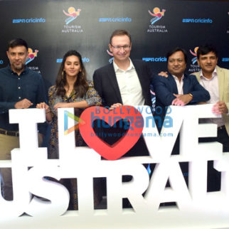 Shibani Dandekar and former Australian cricketers snapped at UnDiscover Australia event