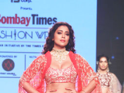 Shriya Saran walks on Ramp at Bombay Times Fashion Show