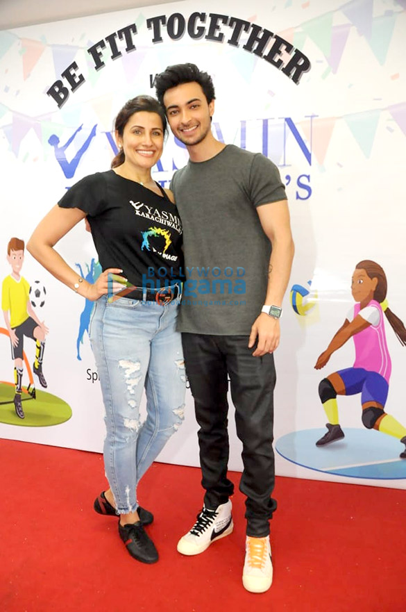 sohail khan and aayush sharma participate in yasmin karachiwalas camp for underprivileged kids 2