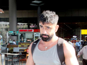 Sonakshi Sinha and Amit Sadh snapped at the airport