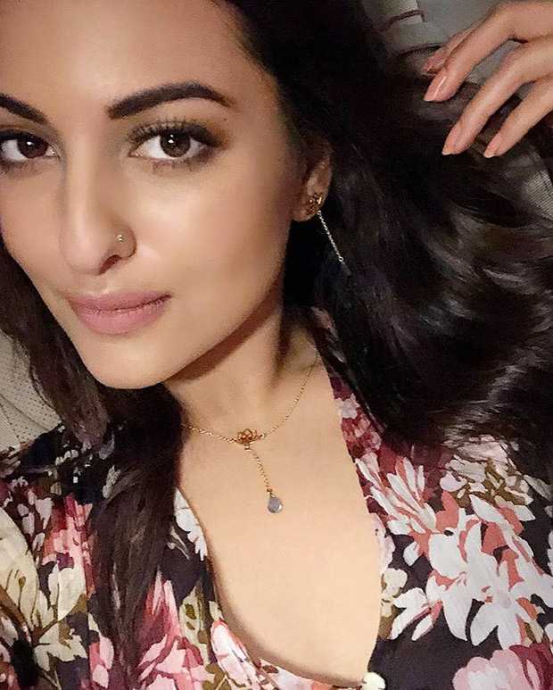 Sonakshi Sinha in Massimo Dutti for LoveYatri screening (4)