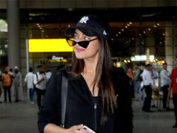 Sonakshi Sinha and Amit Sadh snapped at the airport