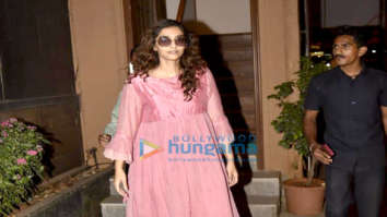 Sonam Kapoor Ahuja snapped at a store in Bandra