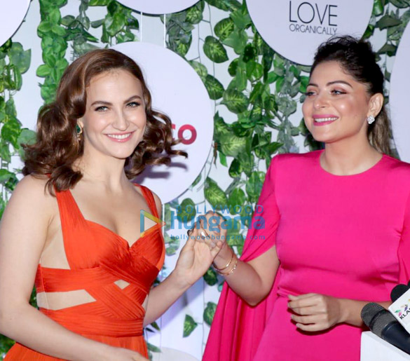 sophie choudry gauhar khan ananya pandey suniel shetty and others the wellfest awards 2018 11 2