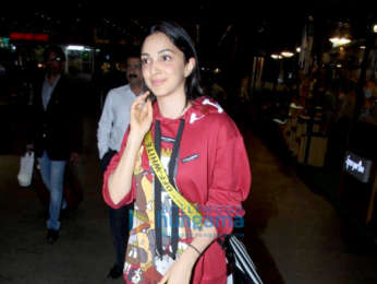 Urvashi Rautela, Javed Akhtar and others snapped at the airport