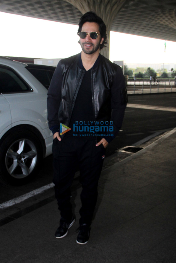 Varun Dhawan, Manushi Chhillar and Kunal Khemu snapped at the airport Varun Dhawan, Manushi Chhillar and Kunal Khemu snapped at the airport