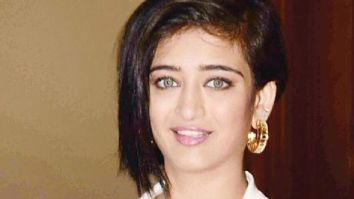 Akshara Haasan’s private pictures get LEAKED on social media