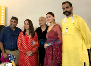 Alia Bhatt, Mahesh Bhatt, Soni Razdan and Sanjoy Nag snapped at the screening of ‘Yours Truly’ at Kolkata International Film Festival