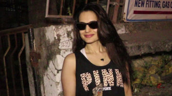 Ameesha Patel spotted at Juhu saloon