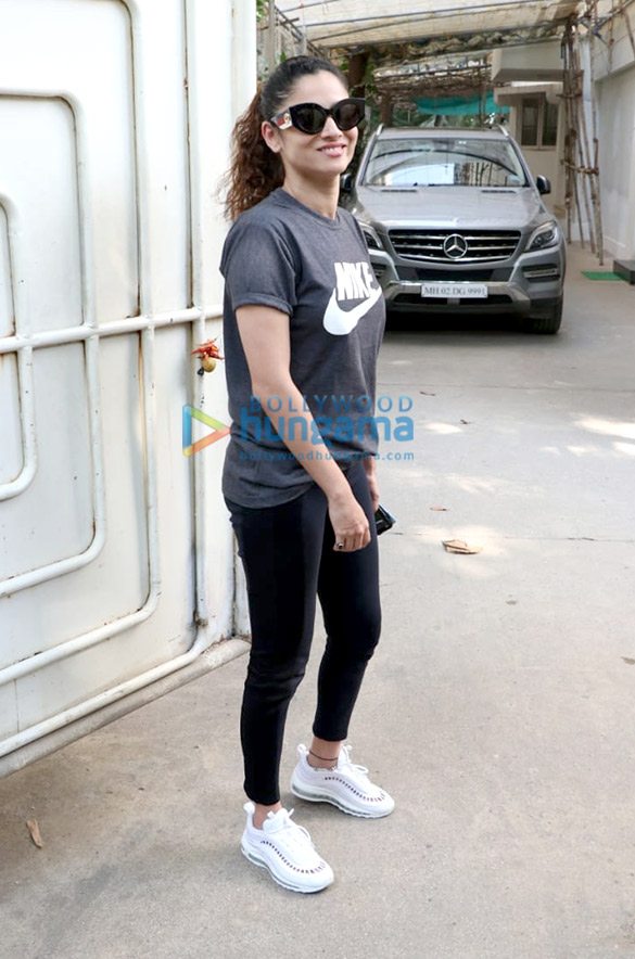 ankita lokhande snapped at sunny super sound in juhu 4