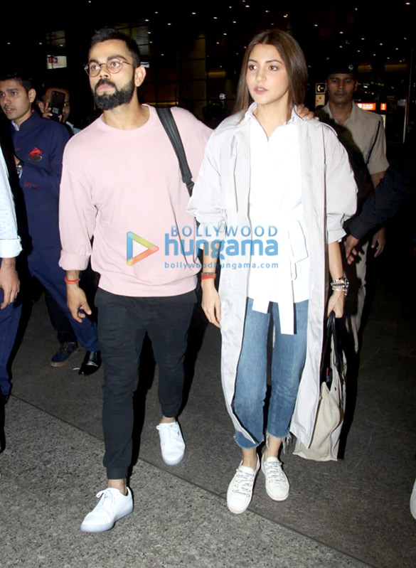 Anushka Sharma, Virat Kohli, Alia Bhatt and others snapped at the airport Anushka Sharma, Virat Kohli, Alia Bhatt and others snapped at the airport