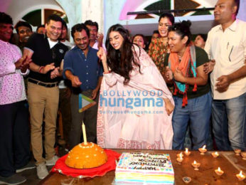 Athiya Shetty celebrating her birthday with the cast & crew of 'Motichoor Chaknachoor' in Bhopal