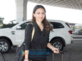 Ayushmann Khurrana, Raveena Tandon and others snapped at the airport