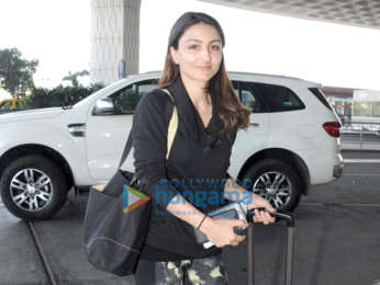 Ayushmann Khurrana, Raveena Tandon and others snapped at the airport
