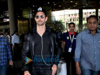 Ayushmann Khurrana, Raveena Tandon and others snapped at the airport