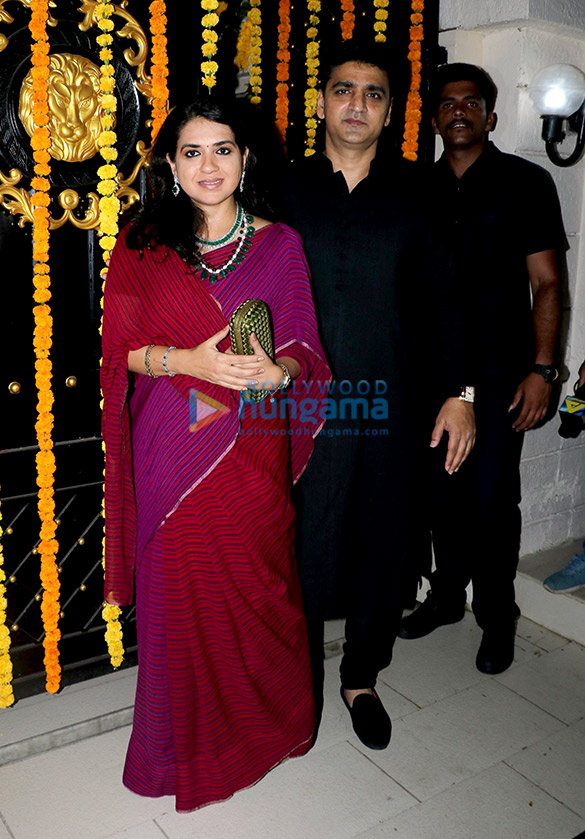 celebs grace ekta kapoors diwali bash 30
