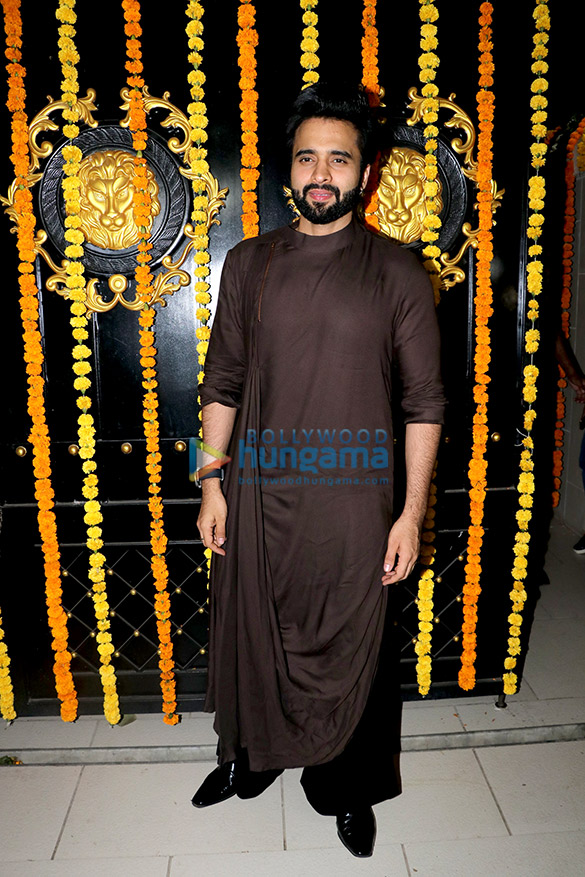 celebs grace ekta kapoors diwali bash 33